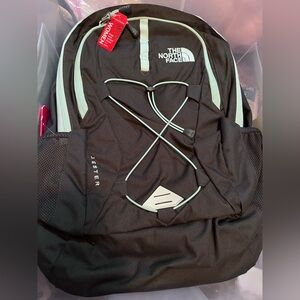NWT The North Face Women’s Jester Backpack in Black and Mint